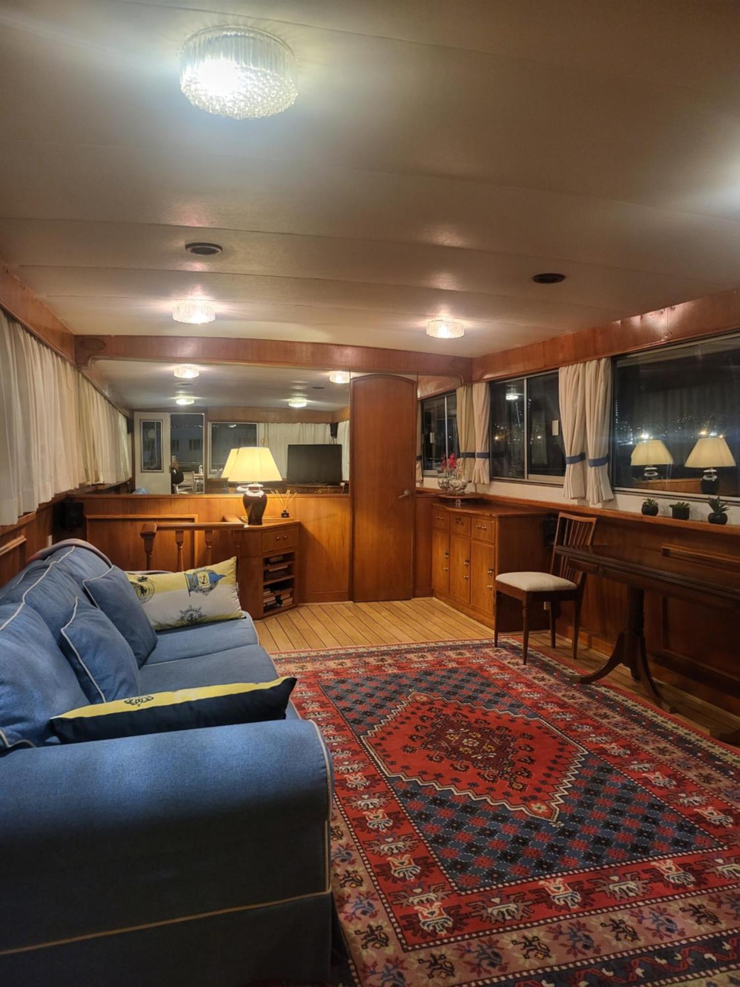 Hotel en barco Don Maximo Vigo